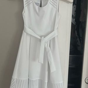 Iris & Ivy white dress size 7 for girls.